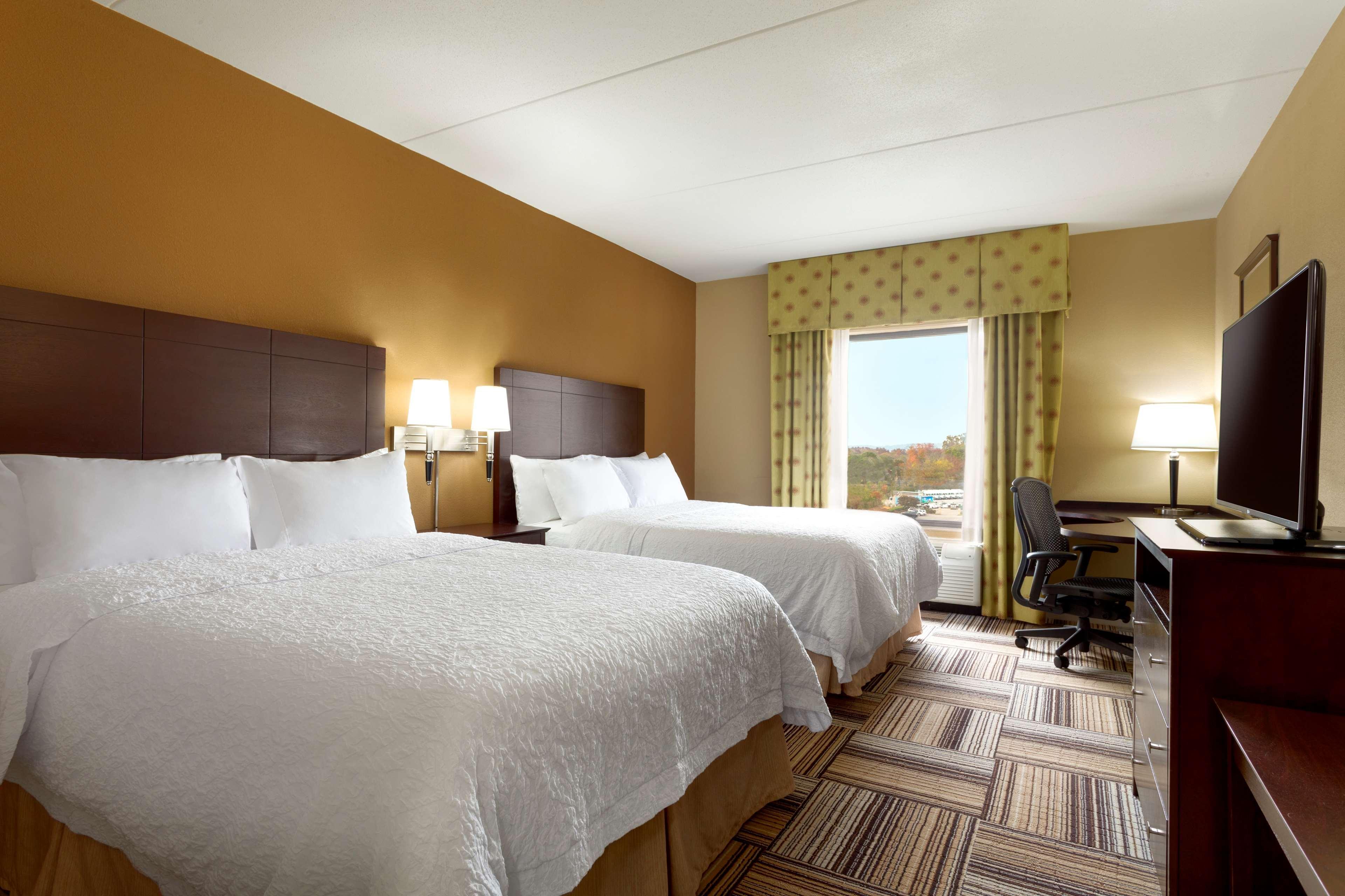 Hampton Inn Knoxville-East Exterior photo