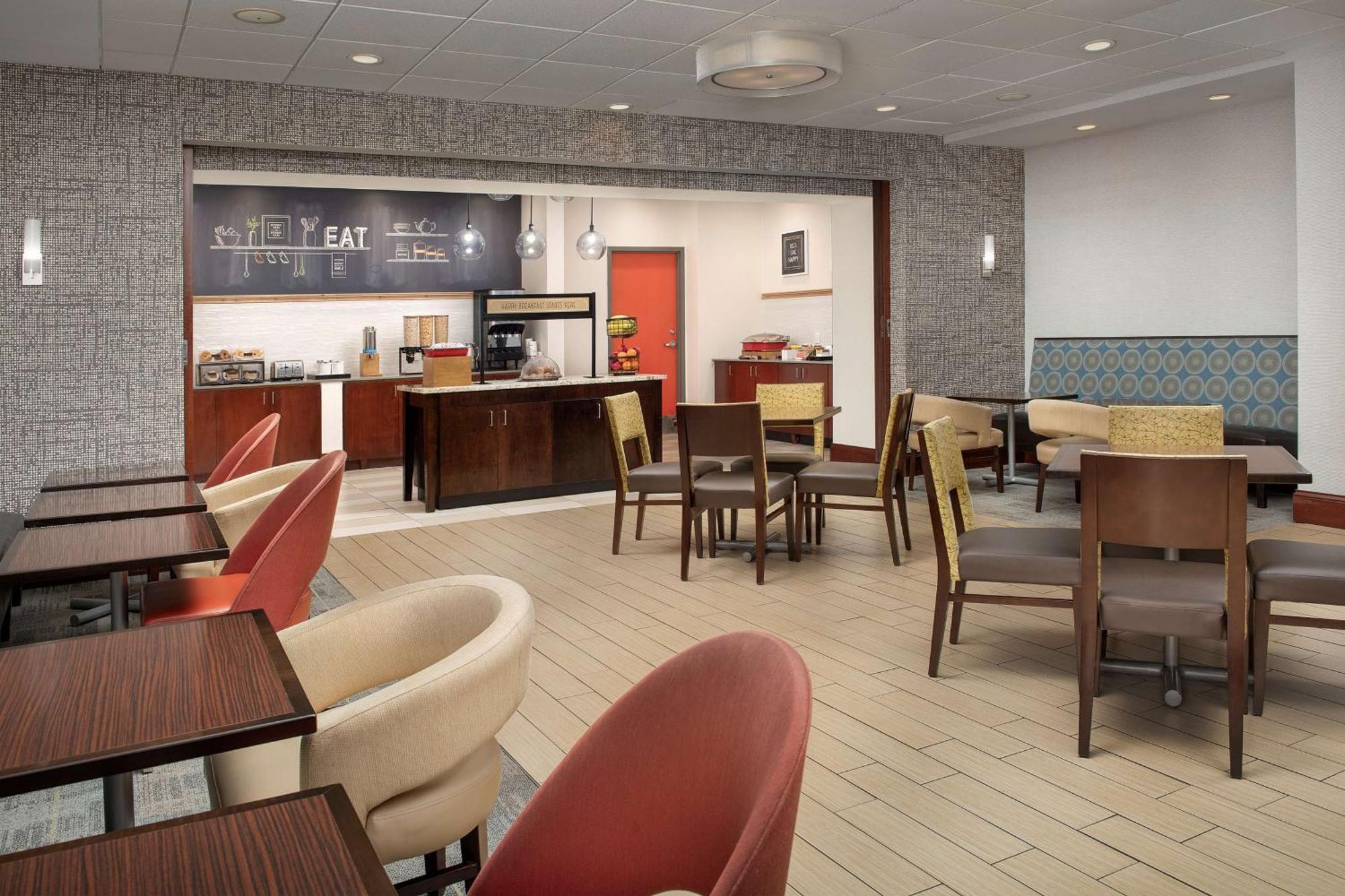 Hampton Inn Knoxville-East Exterior photo